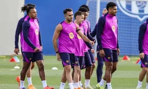 إريك غارسيا يقول إن برشلونة ينتظر رونالد أراوخو بأذرع مفتوحة